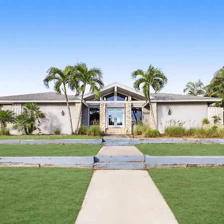 429 North Barfield Drive Villa